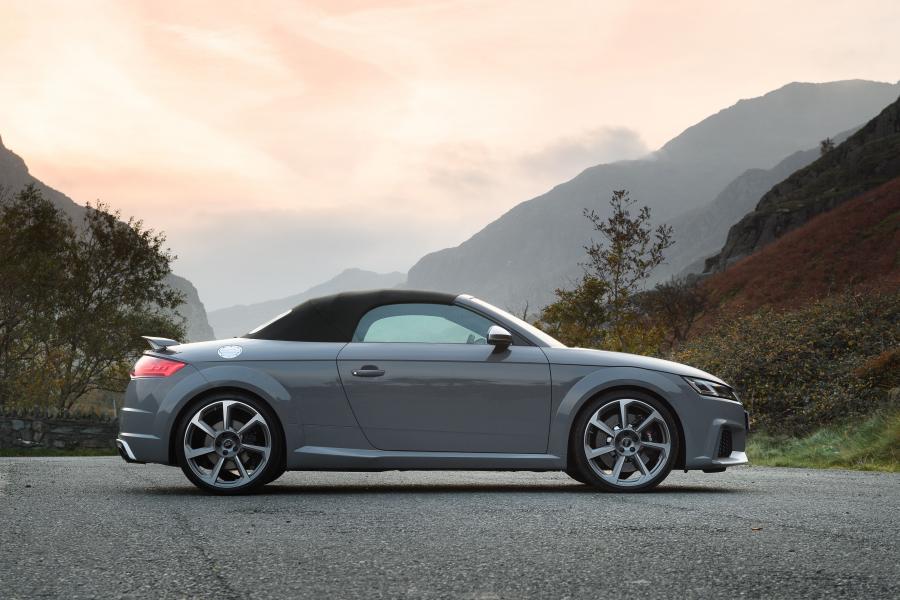  Audi TT RS Roadster (8S) 2016 года  (UK) (фото 20 из 40)